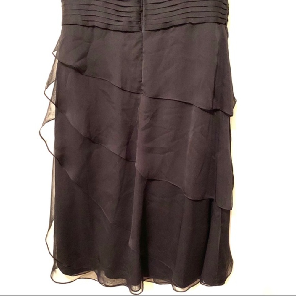 Adrianna Papell Occasions Layered Black Dr… - Picture 5 of 8